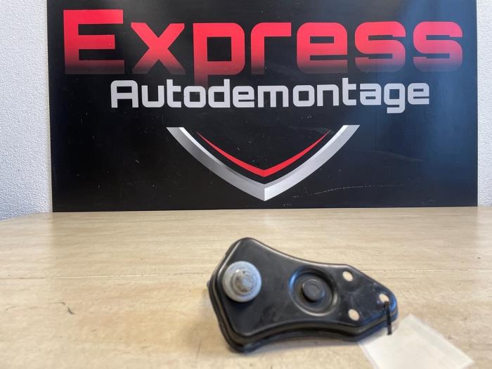 Gebruikte Diversen Mercedes C (W206) C-200 1.5 EQ Boost 4-Matic Prijs € 12,10 Inclusief btw aangeboden door Express Autodemontage