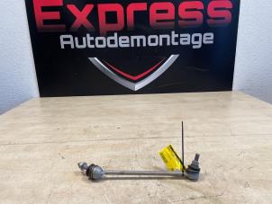 Gebruikte Stabilisatie Stang Geleider Mercedes C (W206) C-200 1.5 EQ Boost 4-Matic Prijs € 48,40 Inclusief btw aangeboden door Express Autodemontage