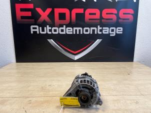 Gebruikte Dynamo Mercedes A (W176) 1.8 A-200 CDI 16V Prijs € 44,00 Margeregeling aangeboden door Express Autodemontage