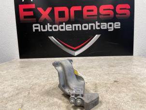 Gebruikte Motorsteun Mercedes C (W206) C-200 1.5 EQ Boost 4-Matic Prijs € 78,65 Inclusief btw aangeboden door Express Autodemontage