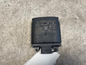 Gebruikte Dode hoek sensor Ford Focus 4 Wagon 1.0 Ti-VCT EcoBoost 12V 125 Prijs € 275,00 Margeregeling aangeboden door Express Autodemontage