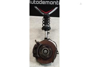 Gebruikte Schokdemper links-voor Ford Fiesta 6 (JA8) 1.6 TDCi 16V 95 Prijs op aanvraag aangeboden door Express Autodemontage