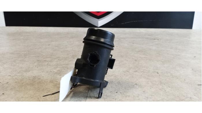 Luchthoeveelheidsmeter van een BMW 3 serie Touring (F31) 318d 2.0 16V 2014