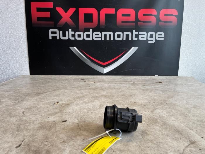 Gebruikte Luchthoeveelheidsmeter Volkswagen Golf VII (AUA) 1.6 TDI 16V Prijs € 14,00 Margeregeling aangeboden door Express Autodemontage