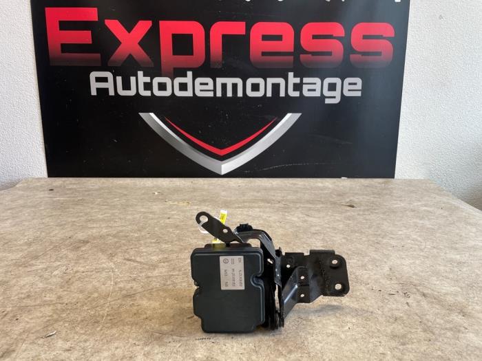 Gebruikte ABS Pomp Volkswagen Polo VI (AW1) 1.0 TGI 12V Prijs € 45,00 Margeregeling aangeboden door Express Autodemontage
