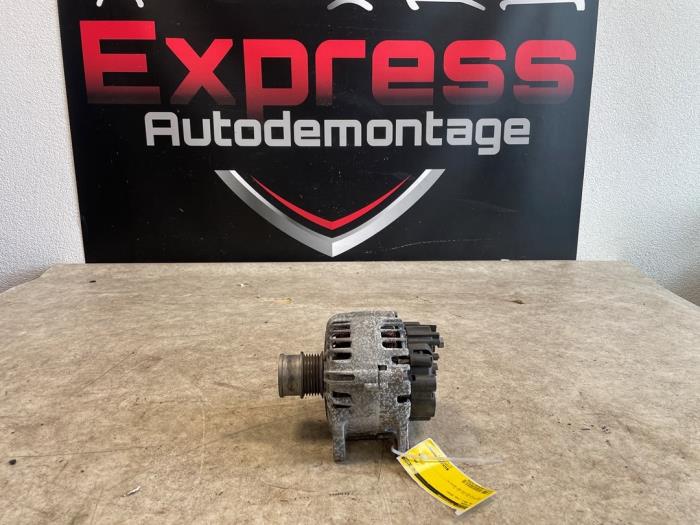 Gebruikte Dynamo Volkswagen Polo VI (AW1) 1.0 TGI 12V Prijs € 30,00 Margeregeling aangeboden door Express Autodemontage