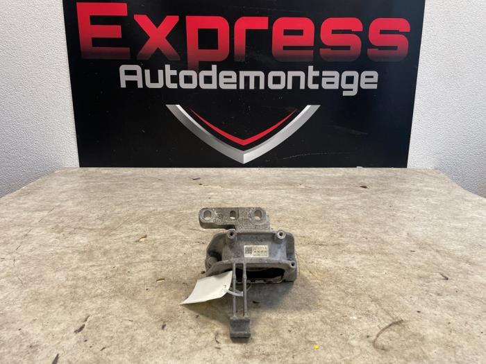 Gebruikte Motorsteun Volkswagen Polo VI (AW1) 1.0 TGI 12V Prijs € 37,00 Margeregeling aangeboden door Express Autodemontage