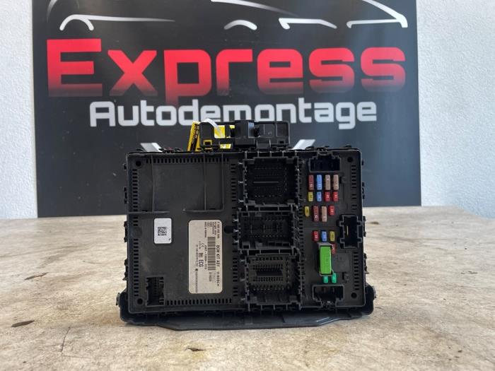 Gebruikte Computer Body Control Ford Focus 4 1.0 Ti-VCT EcoBoost 12V 100 Prijs € 150,00 Margeregeling aangeboden door Express Autodemontage