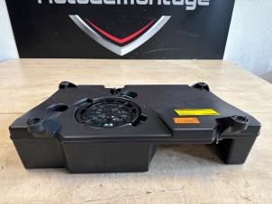 Gebruikte Subwoofer Mercedes A (W176) 2.2 A-200 CDI, A-200d 16V Prijs € 125,00 Margeregeling aangeboden door Express Autodemontage