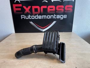 Gebruikte Luchtfilterhuis Skoda Octavia Combi (NXAC) 1.0 TSI 12V Prijs € 80,00 Margeregeling aangeboden door Express Autodemontage