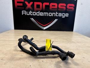 Gebruikte Koelwaterslang Skoda Octavia Combi (NXAC) 1.0 TSI 12V Prijs € 50,00 Margeregeling aangeboden door Express Autodemontage