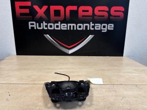 Gebruikte Afdekplaat diversen BMW 5 serie Touring (G31) 530e xDrive 2.0 Turbo 16V Prijs € 30,00 Margeregeling aangeboden door Express Autodemontage