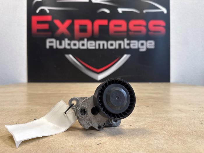 Gebruikte Spanrol Multiriem Volkswagen Golf VII (AUA) 1.4 TSI 16V Prijs € 12,10 Inclusief btw aangeboden door Express Autodemontage