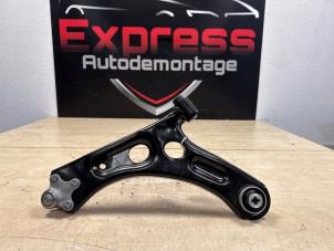 Gebruikte Draagarm rechts-voor Opel Corsa F (UB/UH/UP) Electric, Corsa-e 50kWh Prijs € 75,00 Margeregeling aangeboden door Express Autodemontage