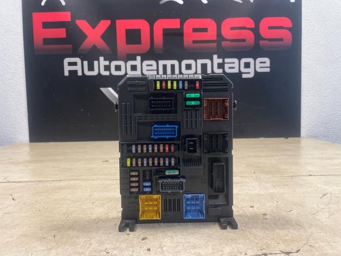 Gebruikte Module Bodycontrol Peugeot Expert (V1/VA/VB/VE/VF/VT/VY) 1.6 Blue HDi 95 16V Prijs € 140,00 Margeregeling aangeboden door Express Autodemontage