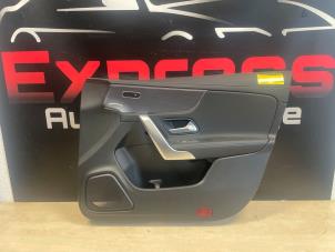 Gebruikte Portierbekleding 4Deurs rechts-voor Mercedes CLA Shooting Brake (118.6) 1.3 CLA-250 e Turbo 16V Prijs € 150,00 Margeregeling aangeboden door Express Autodemontage