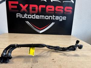 Gebruikte Waterpijp Mercedes CLA Shooting Brake (118.6) 1.3 CLA-250 e Turbo 16V Prijs € 75,00 Margeregeling aangeboden door Express Autodemontage