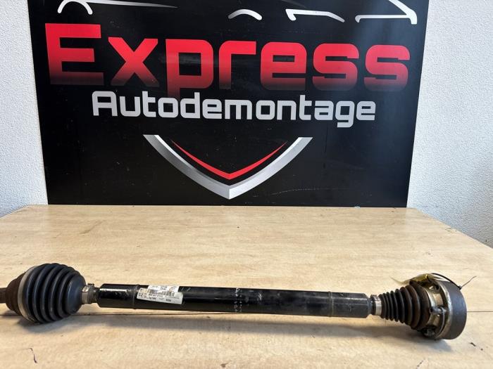Gebruikte Aandrijfas rechts-voor Volkswagen Golf VII (AUA) 1.4 TSI BlueMotion Technology 125 16V Prijs € 45,00 Margeregeling aangeboden door Express Autodemontage