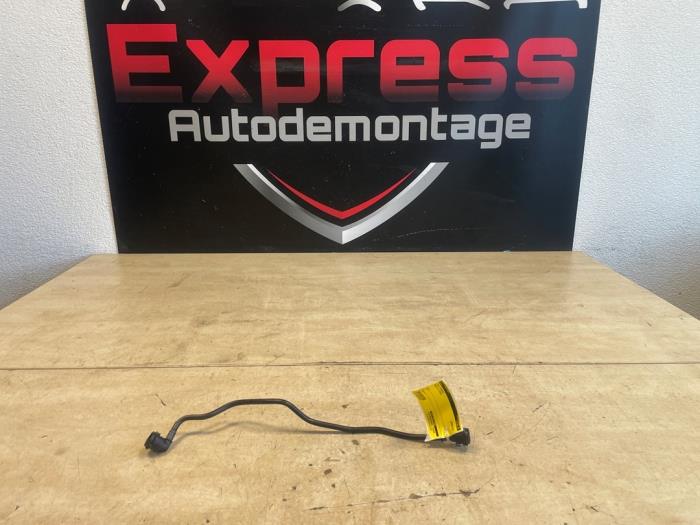 Leiding (diversen) van een Mercedes-Benz CLA Shooting Brake (118.6) 1.3 CLA-250 e Turbo 16V 2023