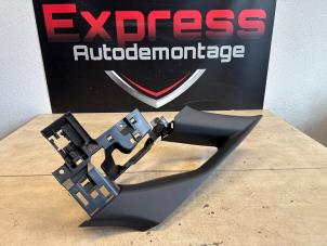 Gebruikte Bekleding bagageruimte Peugeot 3008 Prijs € 65,00 Margeregeling aangeboden door Express Autodemontage