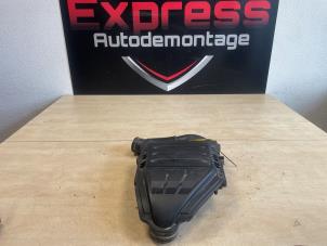 Gebruikte Luchtfilterhuis Volkswagen T-Roc I 1.0 TSI 12V BlueMotion Prijs € 20,00 Margeregeling aangeboden door Express Autodemontage