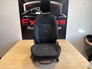 Gebruikte Stoel rechts Ford Focus 4 Wagon 1.0 Ti-VCT EcoBoost 12V 125 Prijs op aanvraag aangeboden door Express Autodemontage