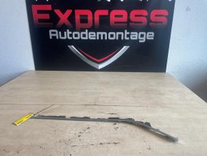 Gebruikte Carrosserielijst Tesla Model 3 Long Range AWD 75 kWh Prijs € 40,00 Margeregeling aangeboden door Express Autodemontage