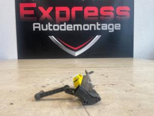 Gebruikte Xenon hoogteregelaar Tesla Model 3 Long Range 72kWh Prijs € 34,00 Margeregeling aangeboden door Express Autodemontage