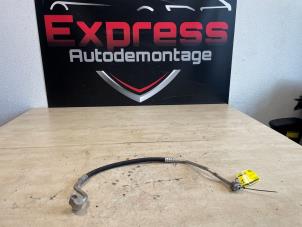 Gebruikte Airco Leiding Volkswagen Up! (121) 1.0 12V 60 Prijs € 95,00 Margeregeling aangeboden door Express Autodemontage