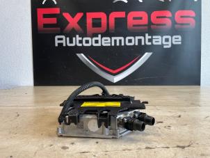 Gebruikte DC/DC converter Peugeot 208 II (UB/UH/UP) 1.2 Hybrid 136 Prijs € 450,00 Margeregeling aangeboden door Express Autodemontage