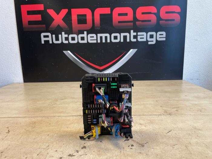 Computer Body Control van een Peugeot 208 II (UB/UH/UP) 1.2 Hybrid 136 2025