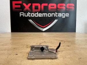 Gebruikte Camera voorzijde Opel Astra L (F3/FB/FM/FP) Prijs € 350,00 Margeregeling aangeboden door Express Autodemontage