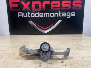 Gebruikte Dynamosteun boven Peugeot 3008 Prijs € 49,00 Margeregeling aangeboden door Express Autodemontage