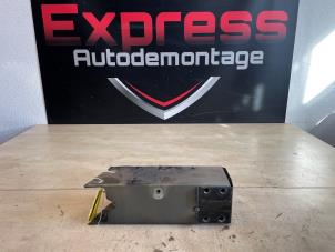 Gebruikte Frontbalk Tesla Model 3 Long Range 72kWh Prijs € 70,00 Margeregeling aangeboden door Express Autodemontage