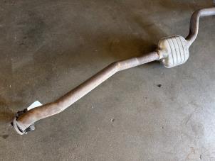 Gebruikte Uitlaat Middendemper Mercedes C (W205) C-200 2.0 CGI 16V Prijs € 140,00 Margeregeling aangeboden door Express Autodemontage