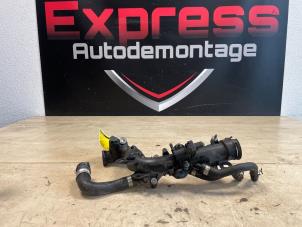 Gebruikte Waterpijp Peugeot 208 II (UB/UH/UP) 1.2 Hybrid 136 Prijs € 600,00 Margeregeling aangeboden door Express Autodemontage