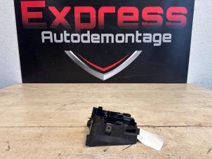 Gebruikte Diversen Peugeot 208 II (UB/UH/UP) 1.2 Hybrid 136 Prijs op aanvraag aangeboden door Express Autodemontage