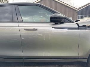 Gebruikte Deur 4Deurs rechts-voor Landrover Range Rover Velar (LY) 2.0 D180 AWD Prijs € 900,00 Margeregeling aangeboden door Express Autodemontage