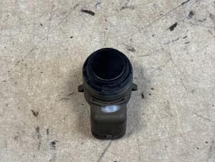 Gebruikte PDC Sensor Landrover Range Rover Velar (LY) 2.0 D180 AWD Prijs € 35,00 Margeregeling aangeboden door Express Autodemontage