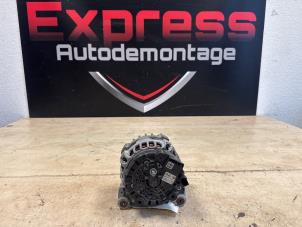 Gebruikte Alternator Volkswagen Polo V (6R) 1.0 12V BlueMotion Technology Prijs € 60,00 Margeregeling aangeboden door Express Autodemontage