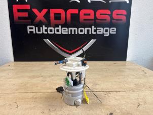 Gebruikte Benzinepomp Peugeot 208 II (UB/UH/UP) 1.2 Hybrid 136 Prijs € 70,00 Margeregeling aangeboden door Express Autodemontage