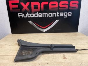 Gebruikte Paravan Skoda Octavia Combi (NXAC) 1.0 TSI e-TEC 12V Prijs € 20,00 Margeregeling aangeboden door Express Autodemontage