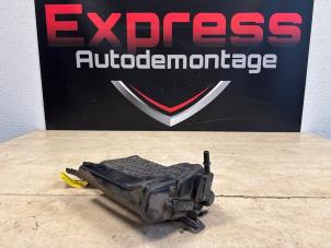 Gebruikte Koolstoffilter Skoda Octavia Combi (NXAC) 1.0 TSI e-TEC 12V Prijs € 19,00 Margeregeling aangeboden door Express Autodemontage