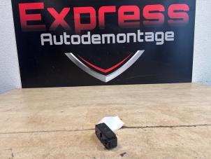 Gebruikte Schakelaar Licht Skoda Octavia Combi (NXAC) 1.0 TSI e-TEC 12V Prijs € 9,00 Margeregeling aangeboden door Express Autodemontage