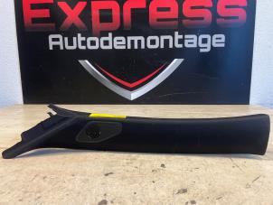 Gebruikte Stijl links-voor Opel Astra L (F3/FB/FM/FP) Electric 54 kWh Prijs € 40,00 Margeregeling aangeboden door Express Autodemontage