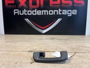 Gebruikte Handgreep Landrover Range Rover Velar (LY) 2.0 D180 AWD Prijs op aanvraag aangeboden door Express Autodemontage