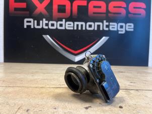 Gebruikte Gasklephuis Peugeot 108 1.0 12V Prijs € 7,00 Margeregeling aangeboden door Express Autodemontage