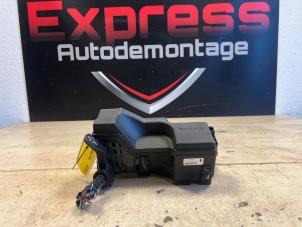 Gebruikte Zekeringkast Peugeot 108 1.0 12V Prijs € 24,00 Margeregeling aangeboden door Express Autodemontage