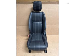 Gebruikte Voorstoel links Landrover Range Rover Velar (LY) 2.0 D180 AWD Prijs € 500,00 Margeregeling aangeboden door Express Autodemontage