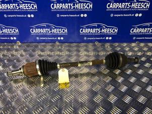 Gebruikte Homokineetas links-voor Renault Captur (2R) Prijs € 125,00 Margeregeling aangeboden door Carparts Heesch